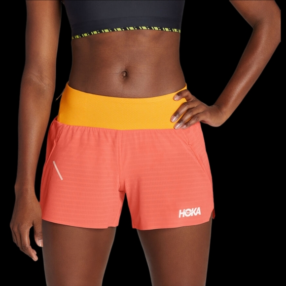 Hoka Pants - Hoka Women's Glide 4" Short Large